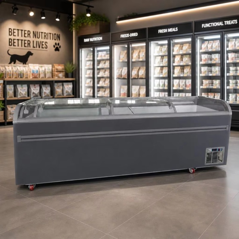 Commercial Chest Freezer - R290冷媒を使用したガラス天板のチェスト型冷凍庫。業務用冷蔵・冷凍庫として柔軟に組み合わせ可能。