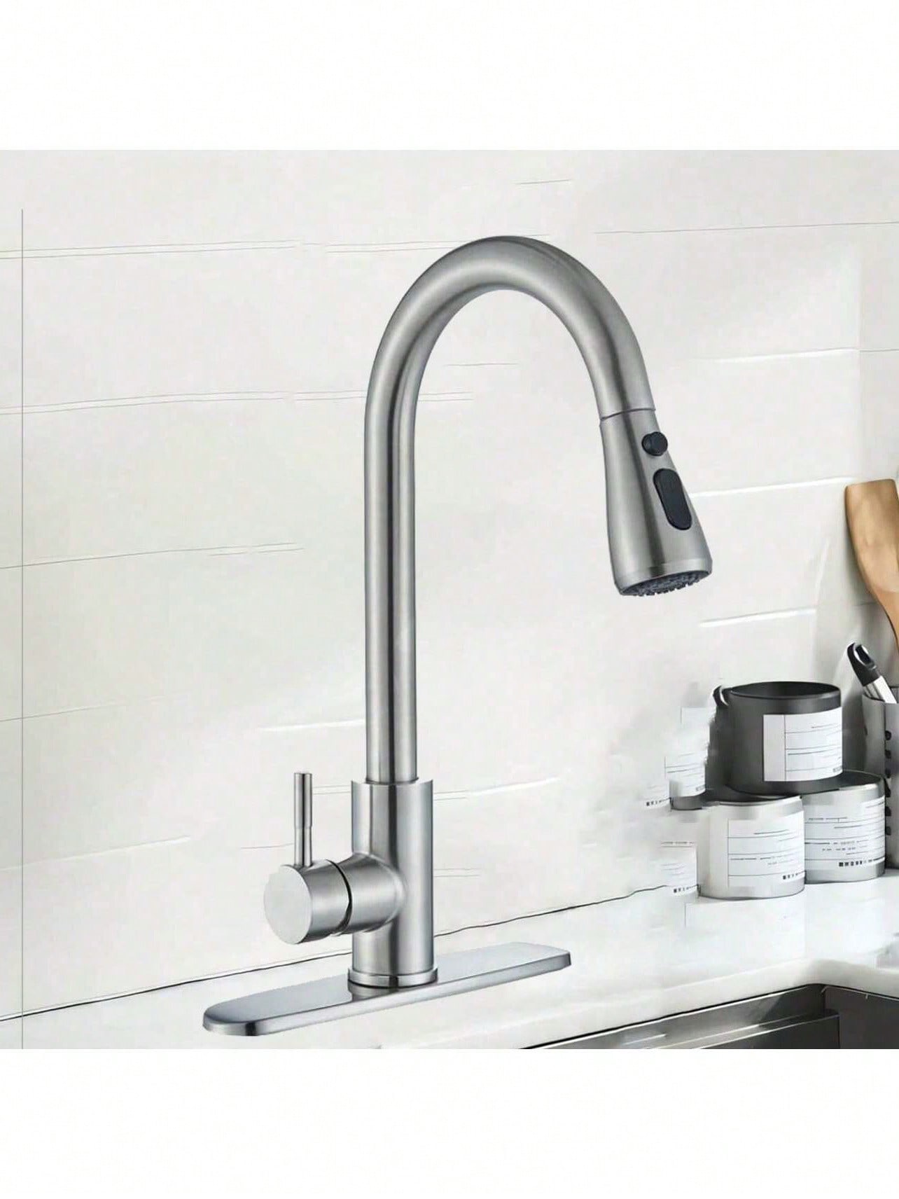 Commercial Kitchen And Bar - 引き出し式のシャワーヘッド付き、シングルレバー式、高弧型、業務用ステンレス製、ブラッシュドニッケル仕上げのキッチン用蛇口。バーカウンター、ランドリー、RV（キャンピングカー）、農家風のキッチンに最適。