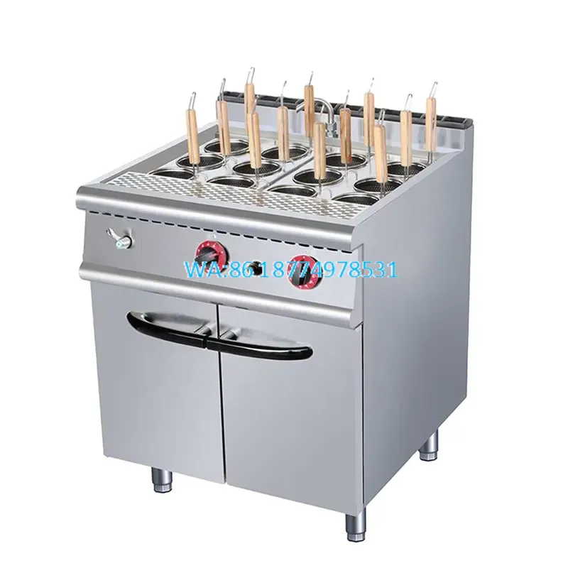 Wmwmnu製、業務用4口ガスコンロ（オーブン付き）、レスト - Range Commercial Kitchen のレビューと価格