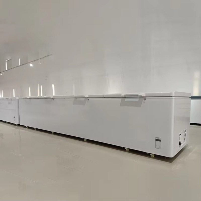 2688 大型単温度帯業務用横型4ドアチェスト冷凍庫（大容量 - Commercial Chest Freezer のレビューと価格